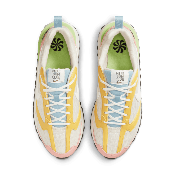 Nike Air Max Dawn SE Shoes Angle 2