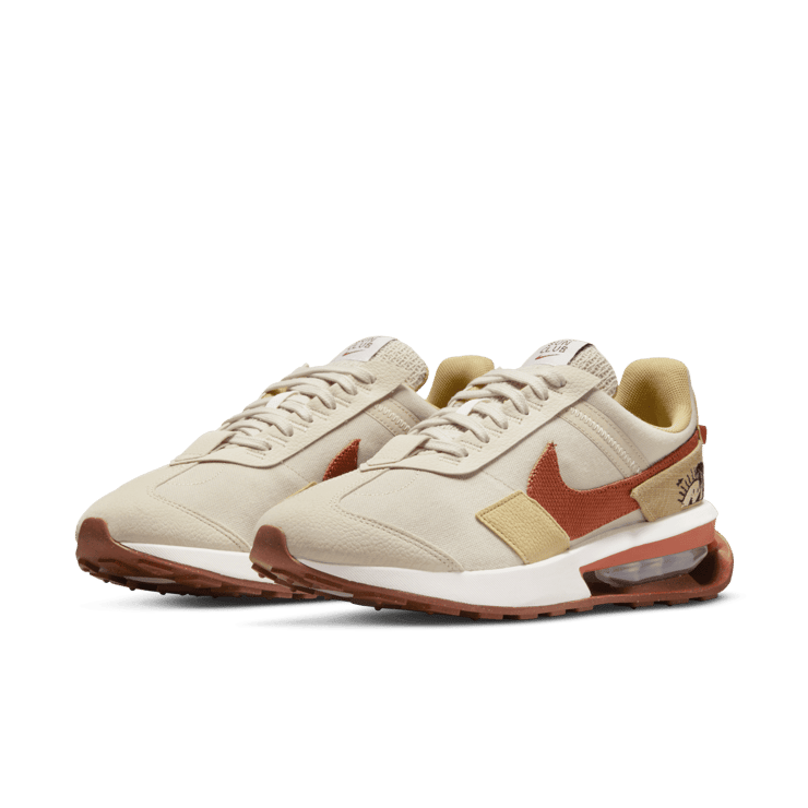Nike Air Max Pre-Day SE Shoes Angle 3