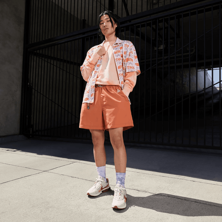 Nike Air Max Pre-Day SE Shoes Angle 8