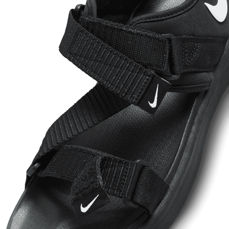 Nike Vista Sandals Angle 3