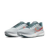 Nike Air Zoom Pegasus 39 Road Running Shoes (Extra Wide) Angle 2