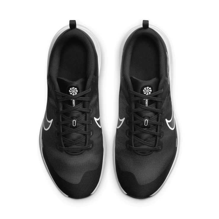 Nike Downshifter 12 Road Running Shoes (Extra Wide) Angle 2
