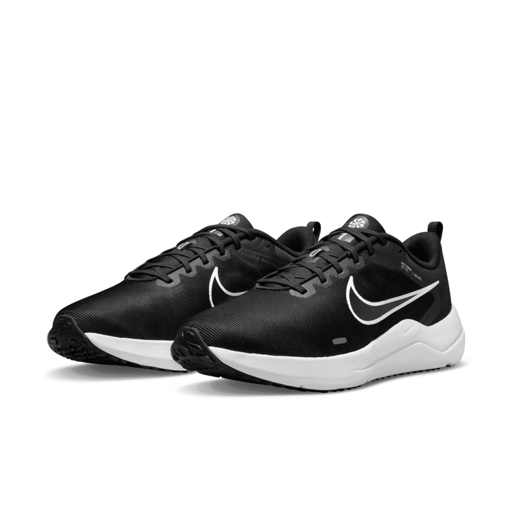 Nike Downshifter 12 Road Running Shoes (Extra Wide) Angle 3