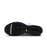 Nike Air Kukini SE Shoes Angle 0