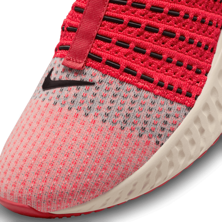 Nike React Phantom Run Flyknit 2 Road Running Shoes Angle 4