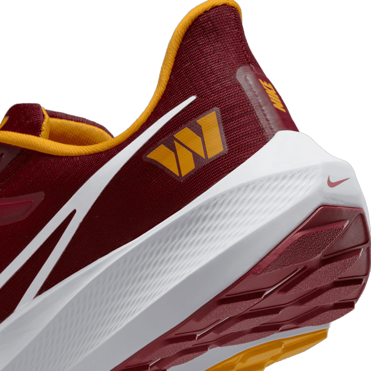 Nike Air Zoom Pegasus 39 (NFL Washington Commanders) Road Running Shoes Angle 5