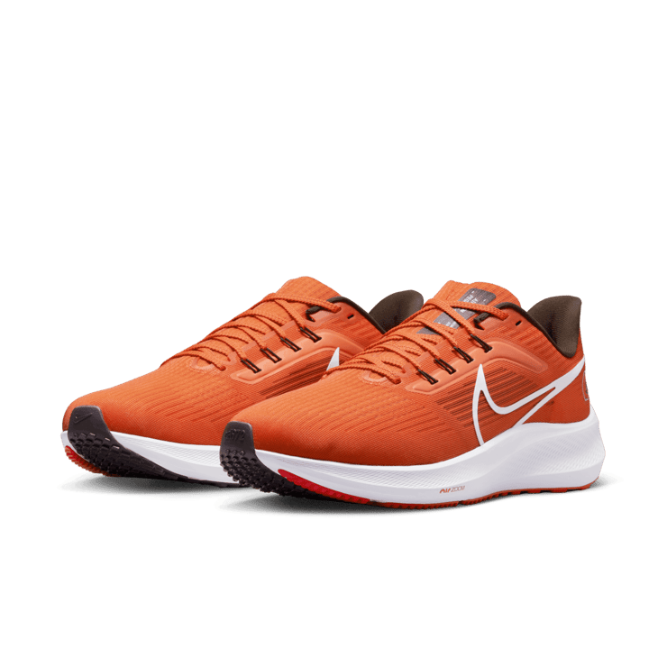 Nike Air Zoom Pegasus 39 (NFL Cleveland Browns) Road Running Shoes Angle 2