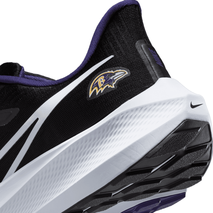 Nike Air Zoom Pegasus 39 (NFL Baltimore Ravens) Road Running Shoes Angle 5