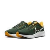 Nike Air Zoom Pegasus 39 (NFL Green Bay Packers) Road Running Shoes Angle 2