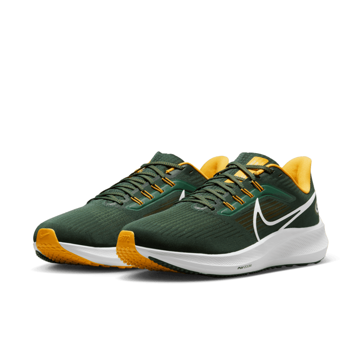 Nike Air Zoom Pegasus 39 (NFL Green Bay Packers) Road Running Shoes Angle 2