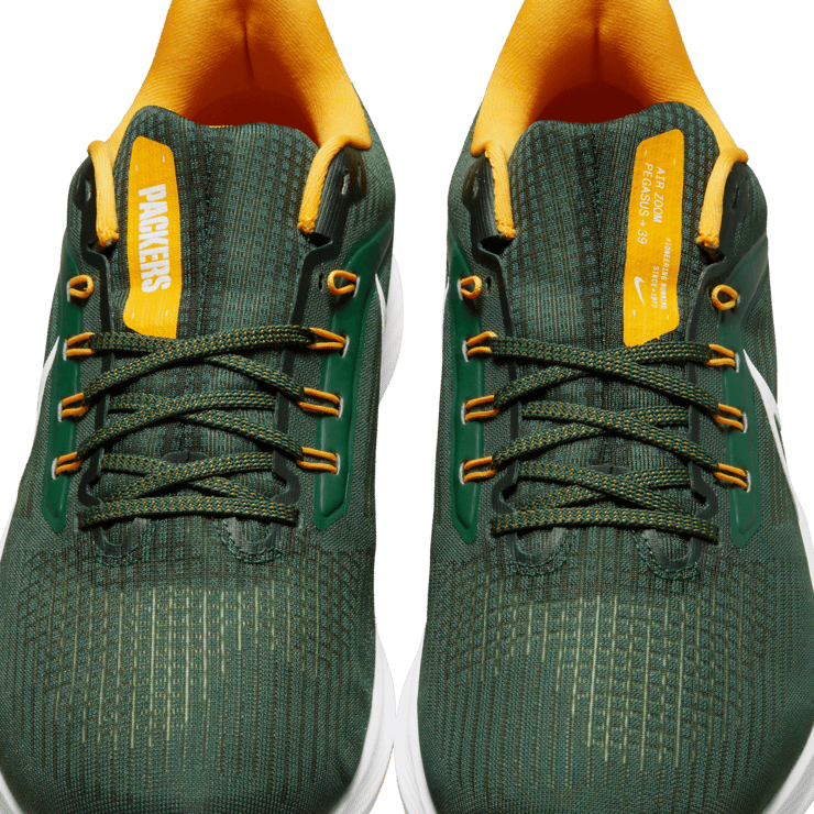 Nike Air Zoom Pegasus 39 (NFL Green Bay Packers) Road Running Shoes Angle 6