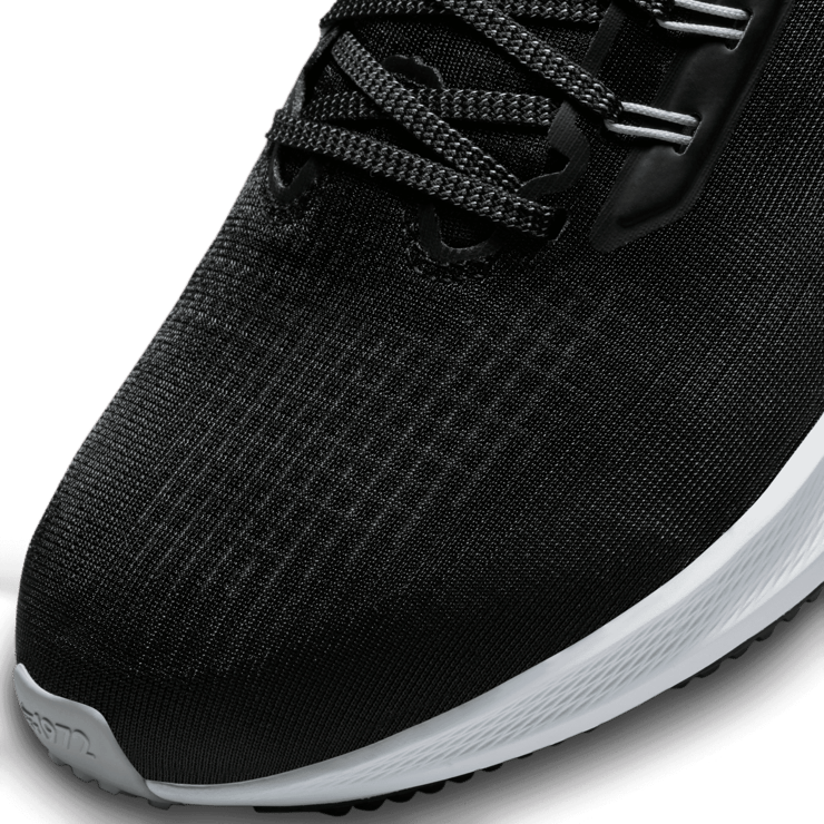 Nike Air Zoom Pegasus 39 (NFL Las Vegas Raiders) Road Running Shoes Angle 4