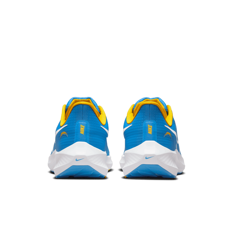 Nike Air Zoom Pegasus 39 (NFL Los Angeles Chargers) Road Running Shoes Angle 3