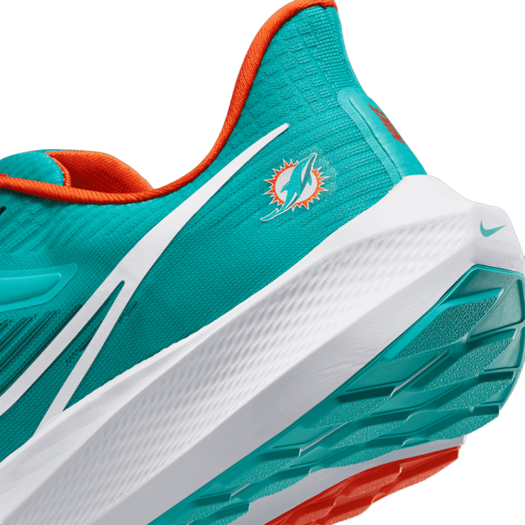 Nike Air Zoom Pegasus 39 (NFL Miami Dolphins) Road Running Shoes Angle 5