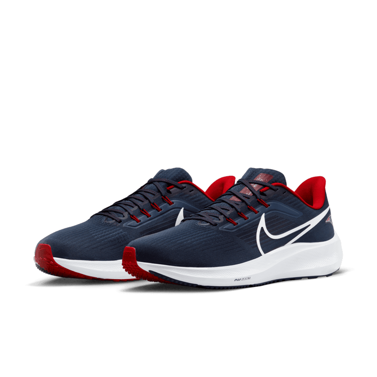 Nike Air Zoom Pegasus 39 (NFL New England Patriots) Road Running Shoes Angle 2