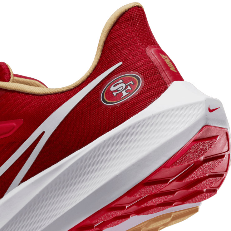 Nike Air Zoom Pegasus 39 (NFL San Francisco 49ers) Road Running Shoes Angle 5