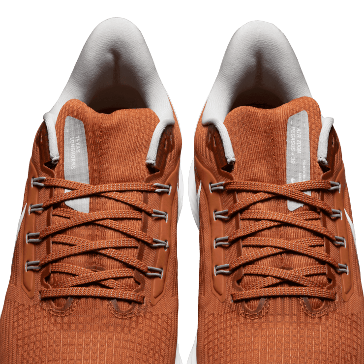 Nike Air Zoom Pegasus 39 (Texas) Road Running Shoes Angle 6