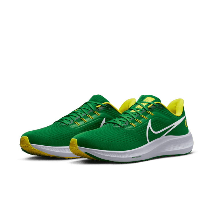Nike Air Zoom Pegasus 39 (Oregon) Road Running Shoes Angle 2
