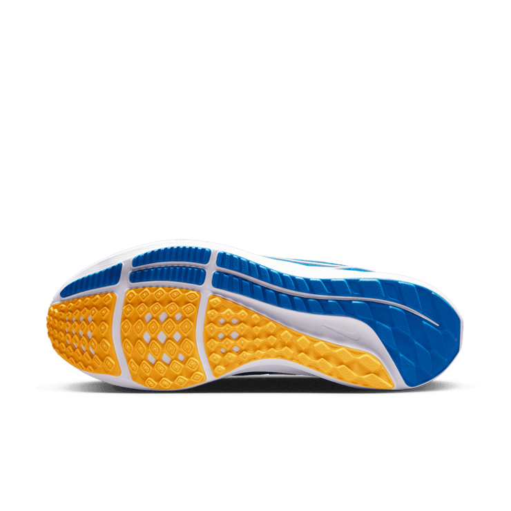 Nike Air Zoom Pegasus 39 (UCLA) Road Running Shoes Angle 0