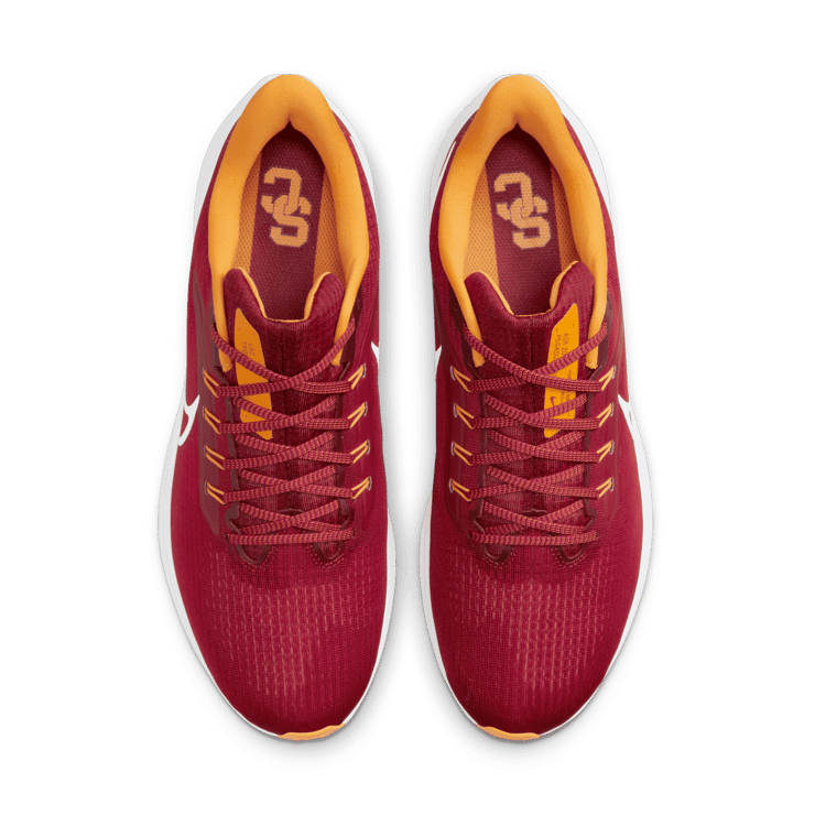 Nike Air Zoom Pegasus 39 (USC) Road Running Shoes Angle 1