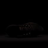Nike Air Zoom Vomero 16 (Orange) Angle 6