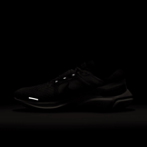 Nike Air Zoom Vomero 16 (Orange) Angle 8