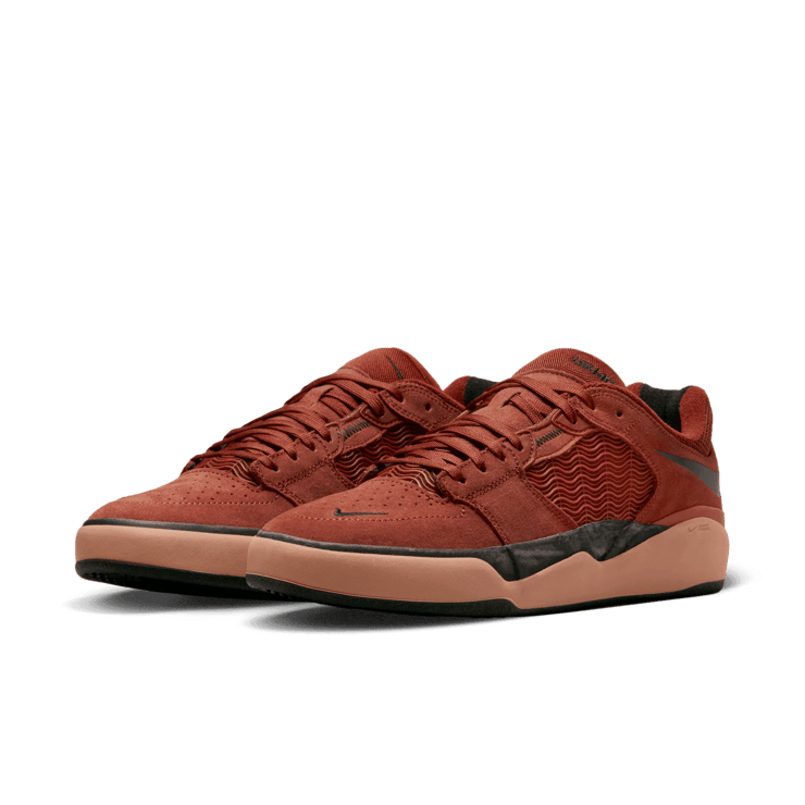 Nike SB Ishod Wair Skate Shoes Angle 2
