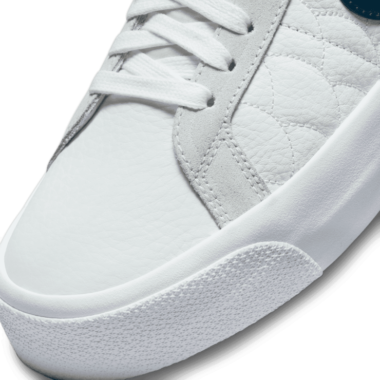 Nike SB Zoom Blazer Mid EK Skate Shoes Angle 4