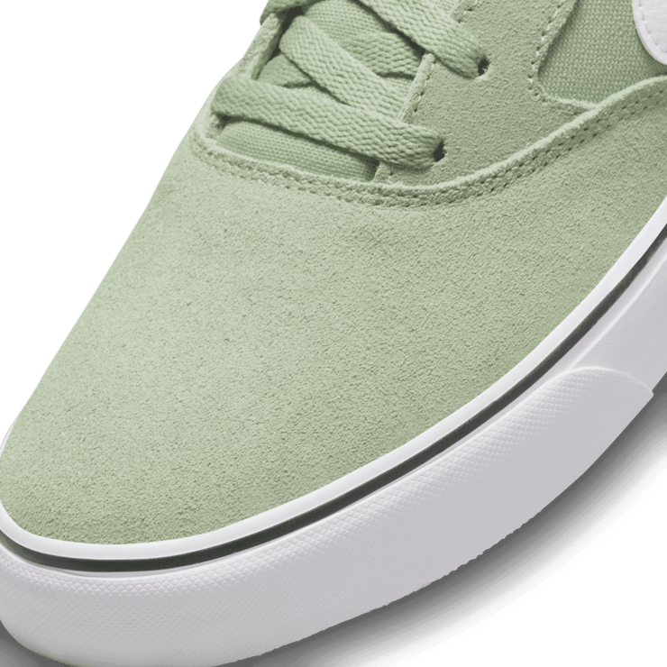 Nike SB Chron 2 Skate Shoes Angle 4