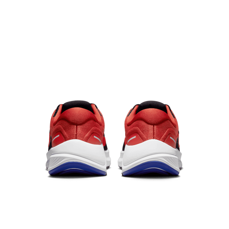 Nike Air Zoom Structure 24 Road Running Shoes Angle 3