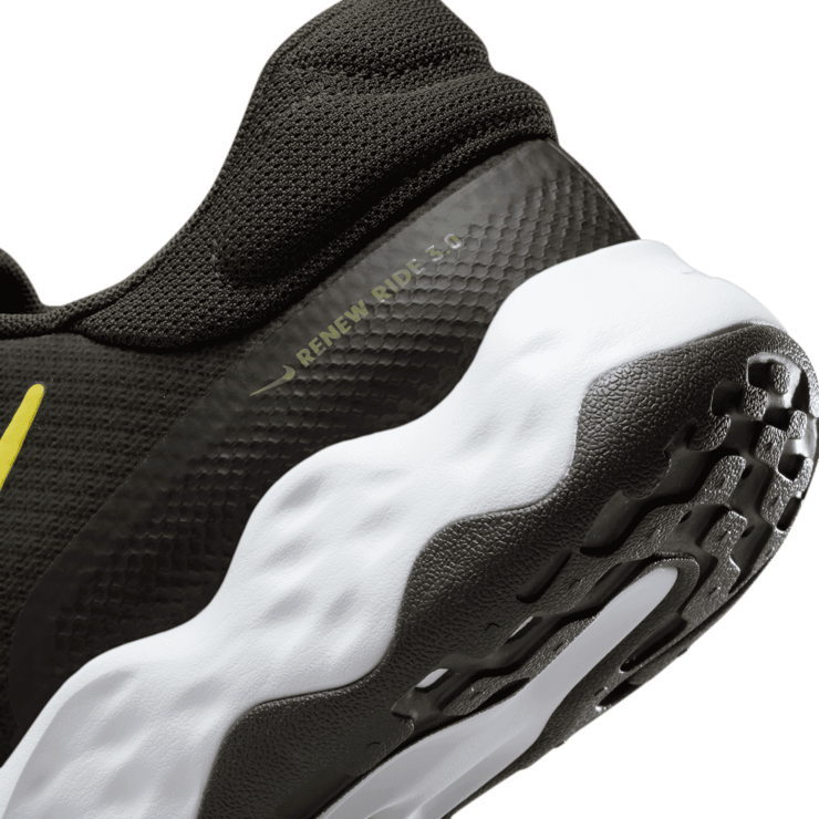 Nike Renew Ride 3 Road Running Shoes Angle 5