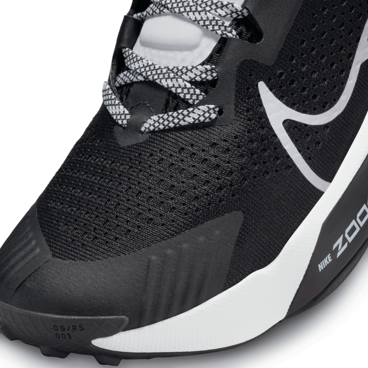 Nike ZoomX Zegama Trail Running Shoes Angle 5