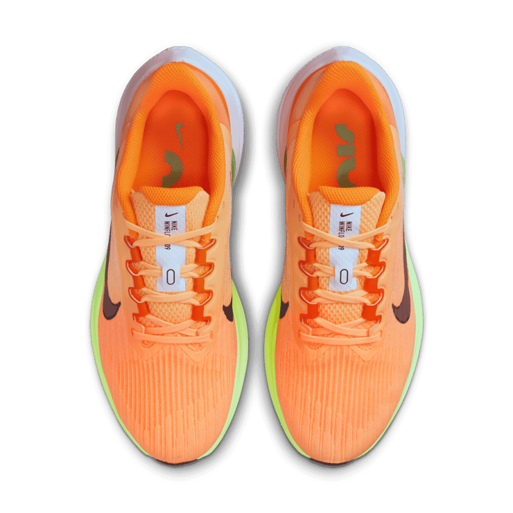 Nike Air Winflo 9 Road Running Shoes Angle 1