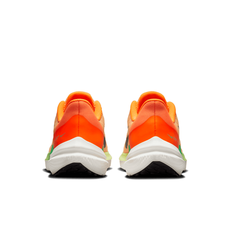 Nike Air Winflo 9 Road Running Shoes Angle 3