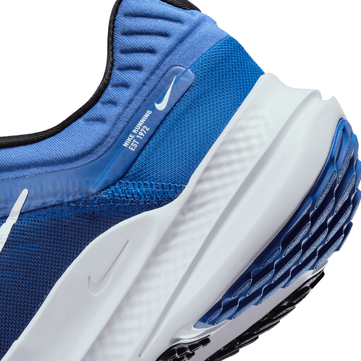 Nike Quest 5 Road Running Shoes Angle 5