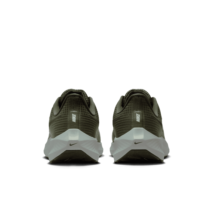 Nike Air Zoom Pegasus 39 Road Running Shoes Angle 3