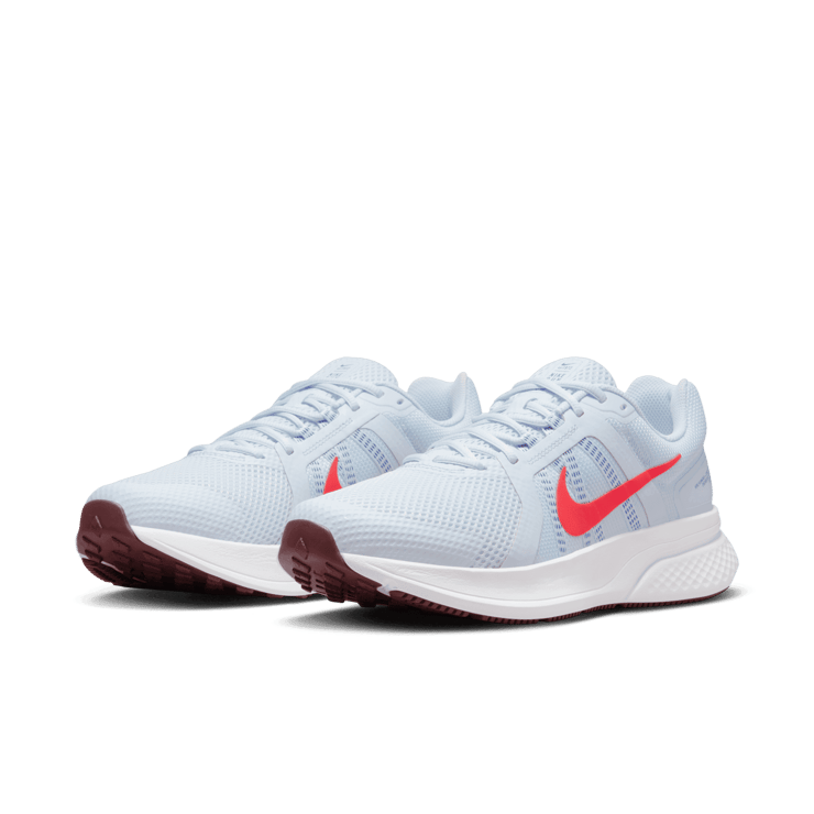 Nike Run Swift 2 Road Running Shoes Angle 2