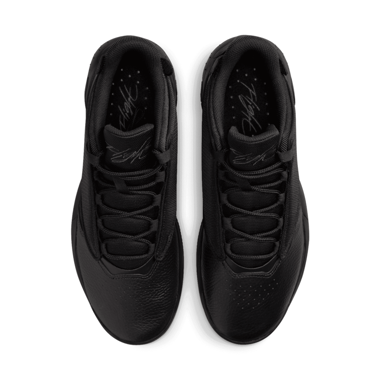 Jordan Max Aura 4 Shoes in Black Angle 1