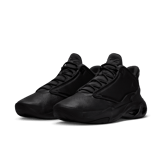 Jordan Max Aura 4 Shoes in Black Angle 2