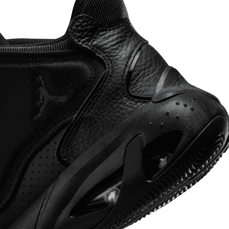 Jordan Max Aura 4 Shoes in Black Angle 5