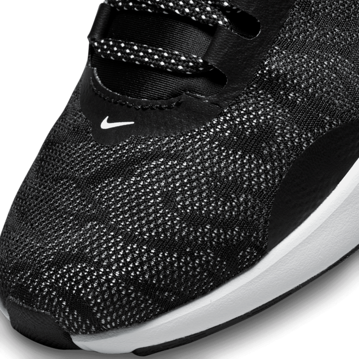 Nike Renew Serenity Run 2 Road Running Shoes Angle 4