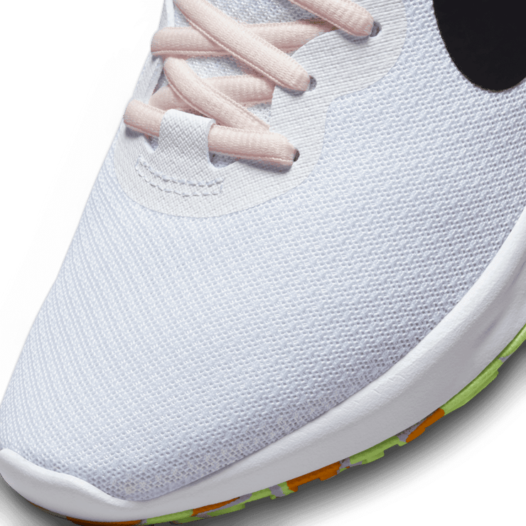 Nike Revolution 6 Next Nature Premium Road Running Shoes Angle 4