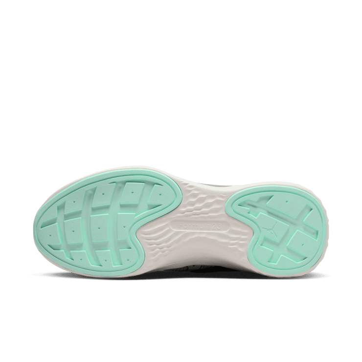 Jordan Delta 3 Low Shoes in Grey Angle 0