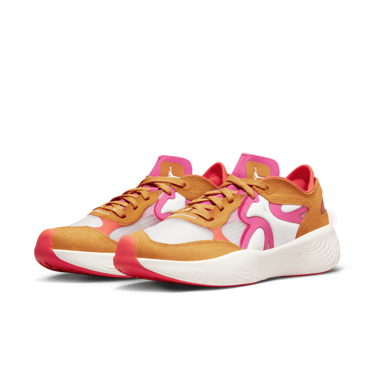 Jordan Delta 3 Low Shoes in Brown Angle 2