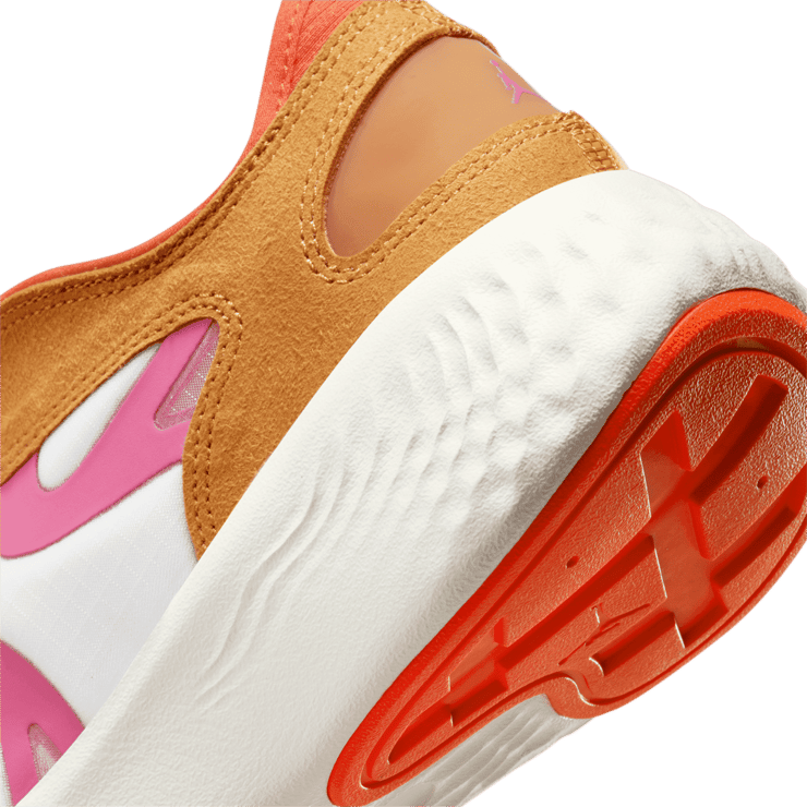 Jordan Delta 3 Low Shoes in Brown Angle 5