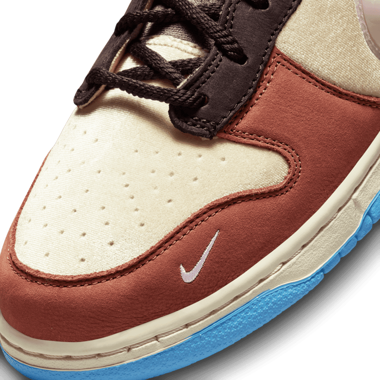 Nike Dunk Mid Social Status Milk Carton Burnt Brown Angle 4