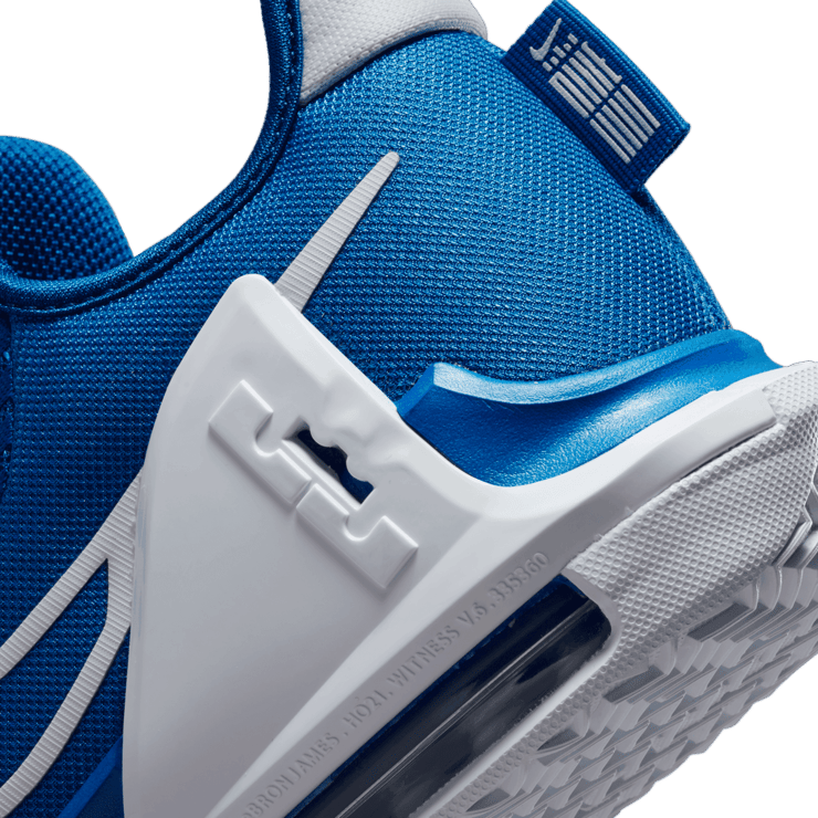 Nike LeBron Witness 6 (Team) Basketball Shoes Angle 5