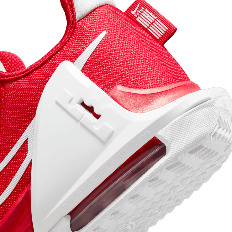 Nike LeBron Witness 6 (Team) Basketball Shoes Angle 5