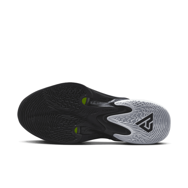 Nike Zoom Freak 4 TB Black White Angle 0