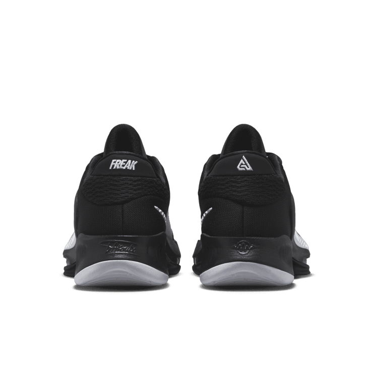 Nike Zoom Freak 4 TB Black White Angle 3